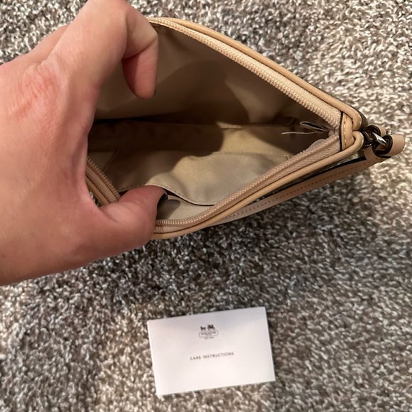 Coach colorblock canvas wristlet - Picture 3 of 5